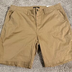Lucky Brand Men's Khaki Flat Front Shorts